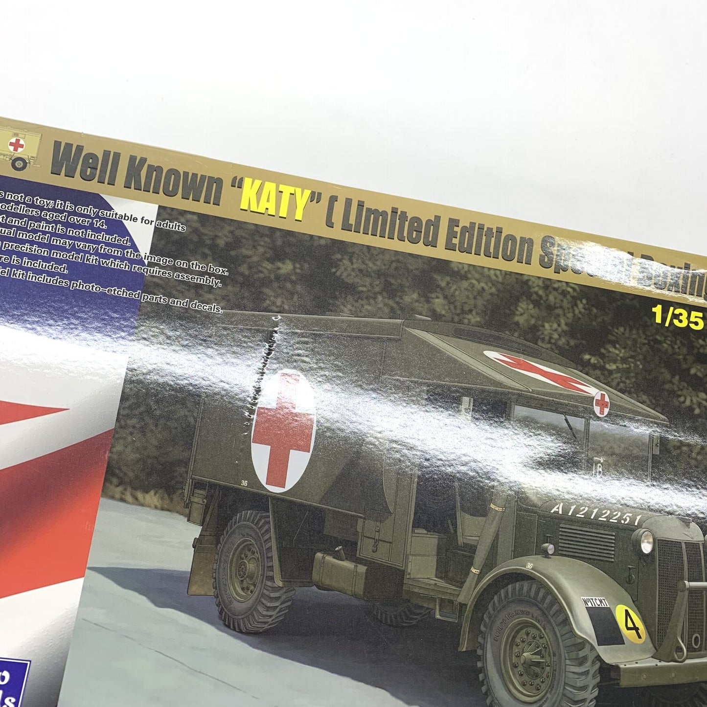未組立 1/35 WW2 K2/Y 軍用救急車 Well Known KATY ウェル・ノウン・ケイティ 限定特装版 GEC35GM0070 ゲッコーモデル Gecko Models..