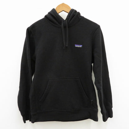 patagonia | パタゴニア メンズ P-6 ラベル アップライザル フーディ パーカー 39621 ブラック サイズ：XS【瀬戸大橋店】