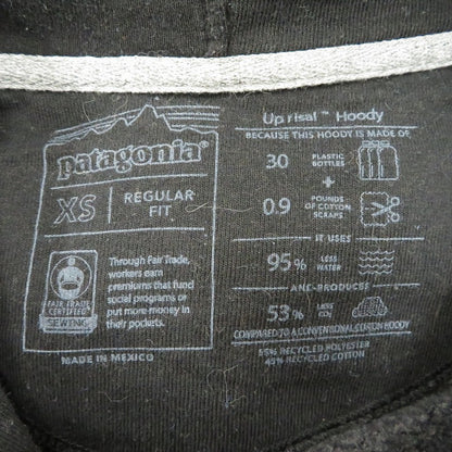 patagonia | パタゴニア メンズ P-6 ラベル アップライザル フーディ パーカー 39621 ブラック サイズ：XS【瀬戸大橋店】