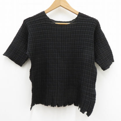 ISSEY MIYAKE | イッセイミヤケ その他トップス IM04FJ950 ブラック サイズ：2【瀬戸大橋店】
