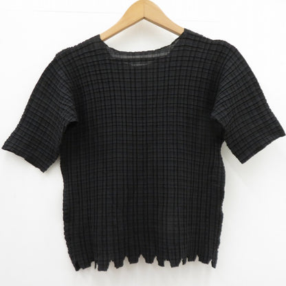ISSEY MIYAKE | イッセイミヤケ その他トップス IM04FJ950 ブラック サイズ：2【瀬戸大橋店】