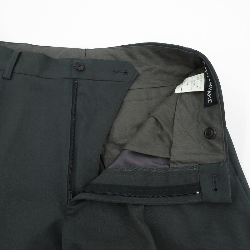 ISSEY MIYAKE | イッセイミヤケ パンツ ME23-FF006 グリーン サイズ：M【瀬戸大橋店】