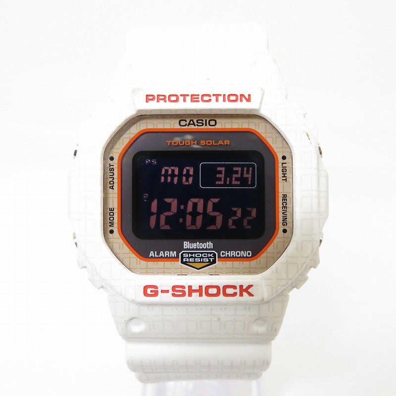 G-SHOCK | ジーショック The Savage Fiveシリーズ 腕時計 GW-B5600SGZ-7JR ホワイト【瀬戸大橋店】