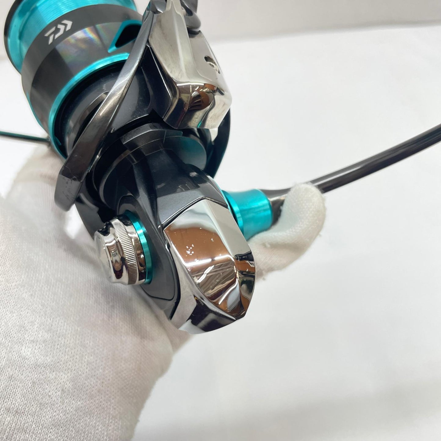 【フィッシング/釣り/釣具/リール】 【スピニングリール】Daiwa | ダイワ 21エメラルダスAIRFCLT2500S 00060310【瀬戸大橋店】