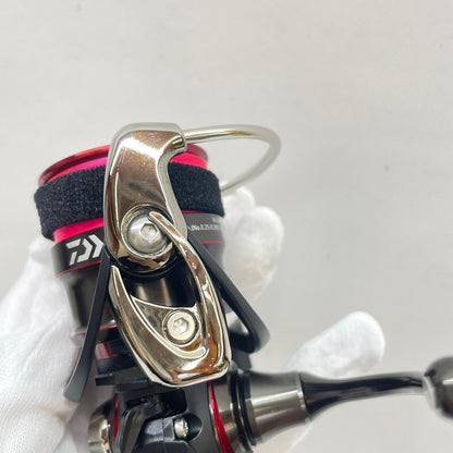 【フィッシング/釣り/釣具/リール】 【スピニングリール】Daiwa | ダイワ 17月下美人AIR2002H 00022916【瀬戸大橋店】