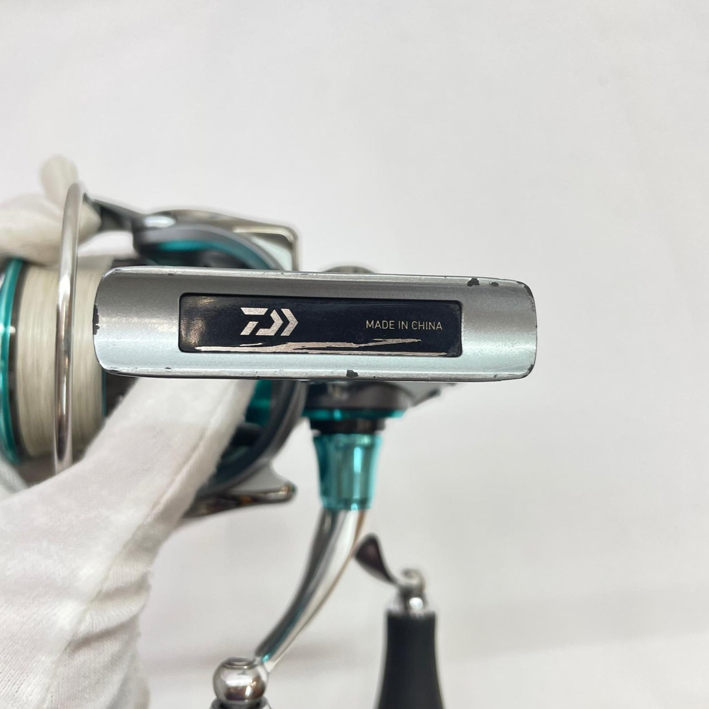 【フィッシング/釣り/釣具/リール】 【スピニングリール】Daiwa | ダイワ 18エメラルダスAIRLT3000S-CXH ※全体的に目立つキズ多数あり【瀬戸大橋店】
