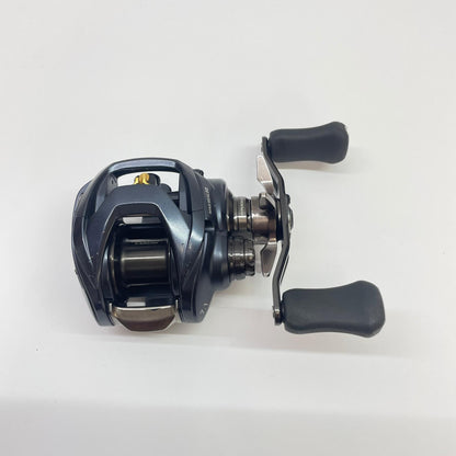 【フィッシング/釣り/釣具/リール】 【ベイトリール/右ハンドル】Daiwa | ダイワ 23スティーズA IITW1000H 00613384【瀬戸大橋店】