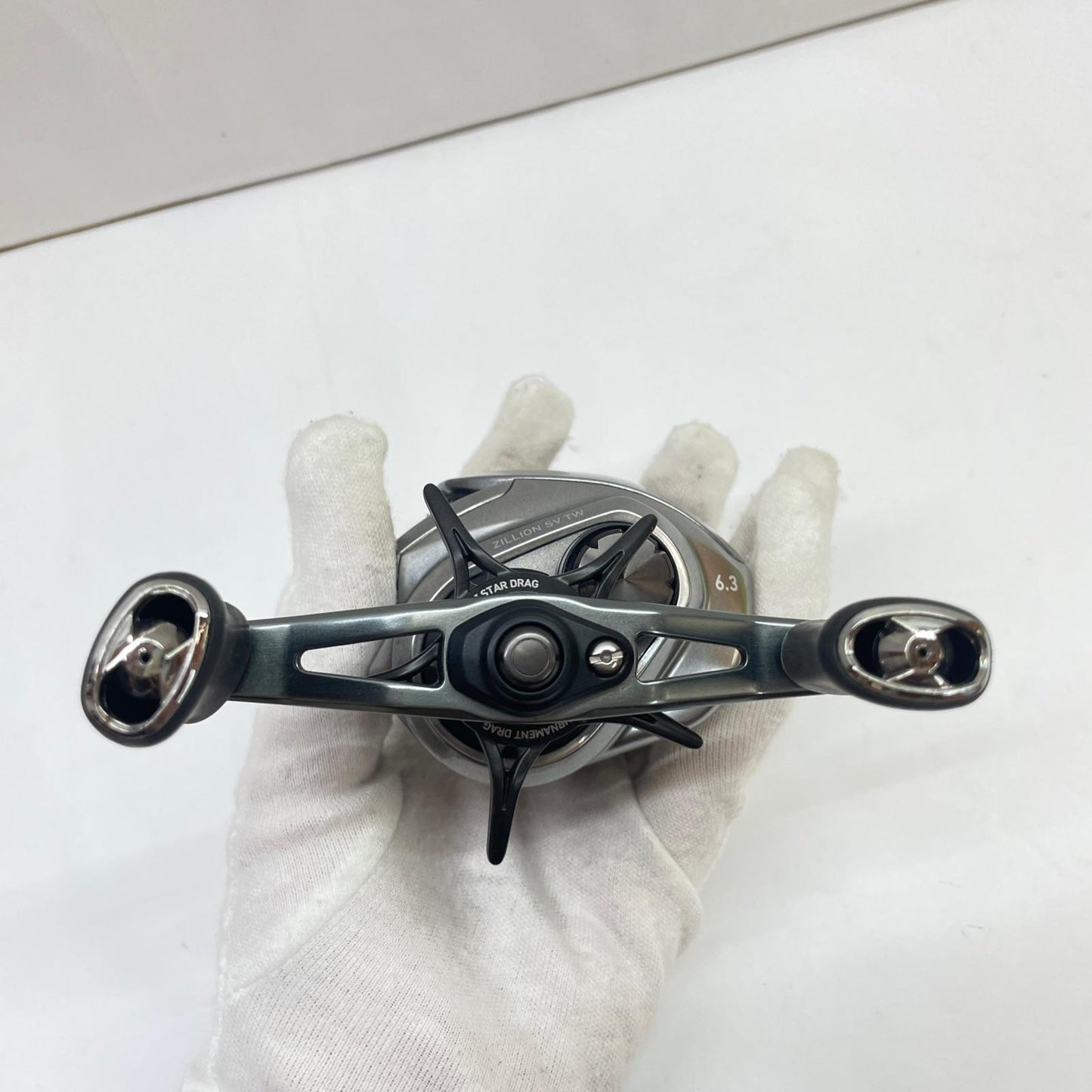 【フィッシング/釣り/釣具/リール】 【ベイトリール/左ハンドル】Daiwa | ダイワ 21ジリオンSVTW1000L 00630214【瀬戸大橋店】