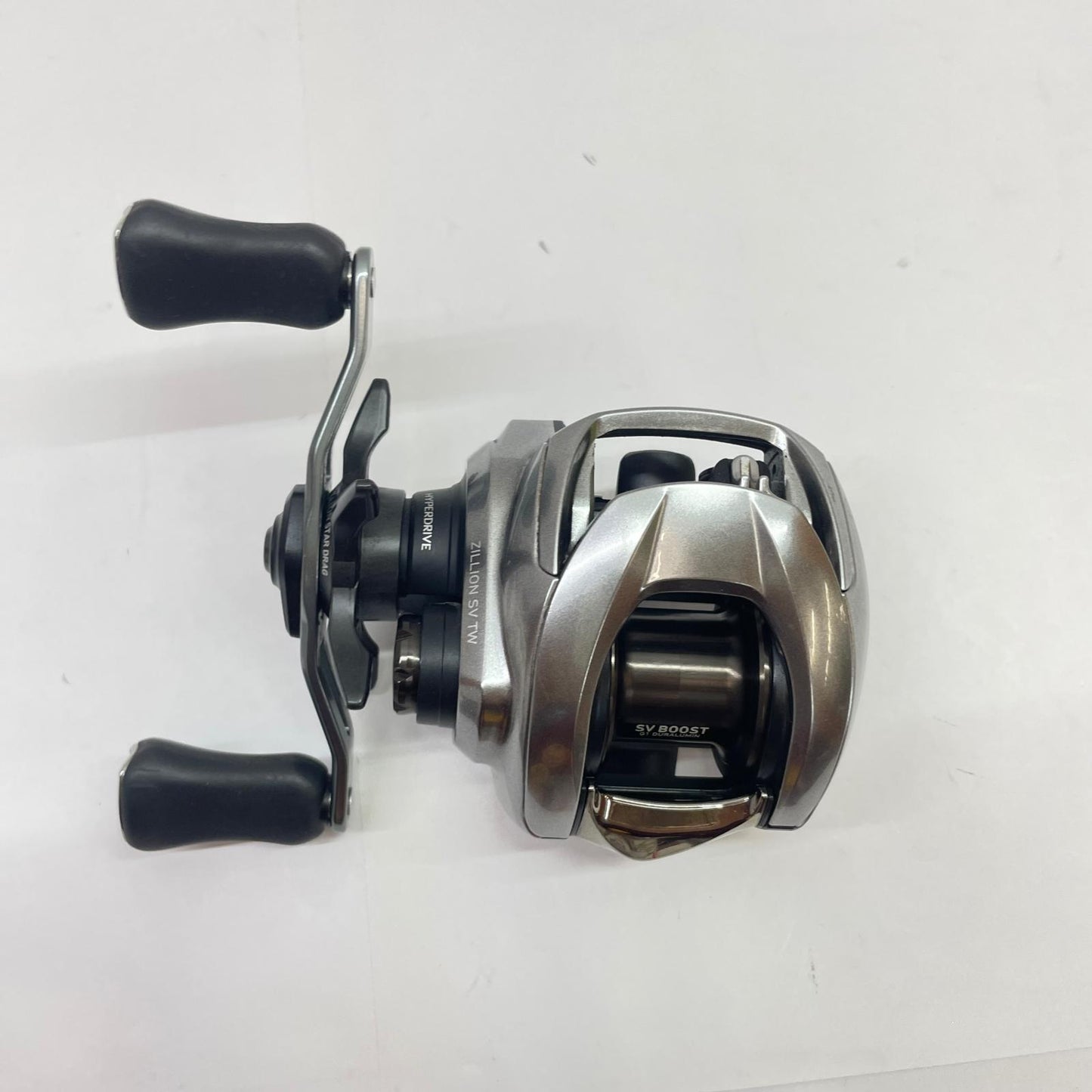 【フィッシング/釣り/釣具/リール】 【ベイトリール/左ハンドル】Daiwa | ダイワ 21ジリオンSVTW1000L 00630214【瀬戸大橋店】