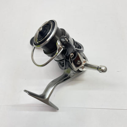 【フィッシング/釣り/釣具/リール】 【スピニングリール】Daiwa | ダイワ 18カルディアLT2000S ※カスタム品純正パーツありません。【瀬戸大橋店】