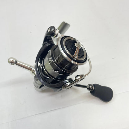 【フィッシング/釣り/釣具/リール】 【スピニングリール】Daiwa | ダイワ 18カルディアLT2000S ※カスタム品純正パーツありません。【瀬戸大橋店】