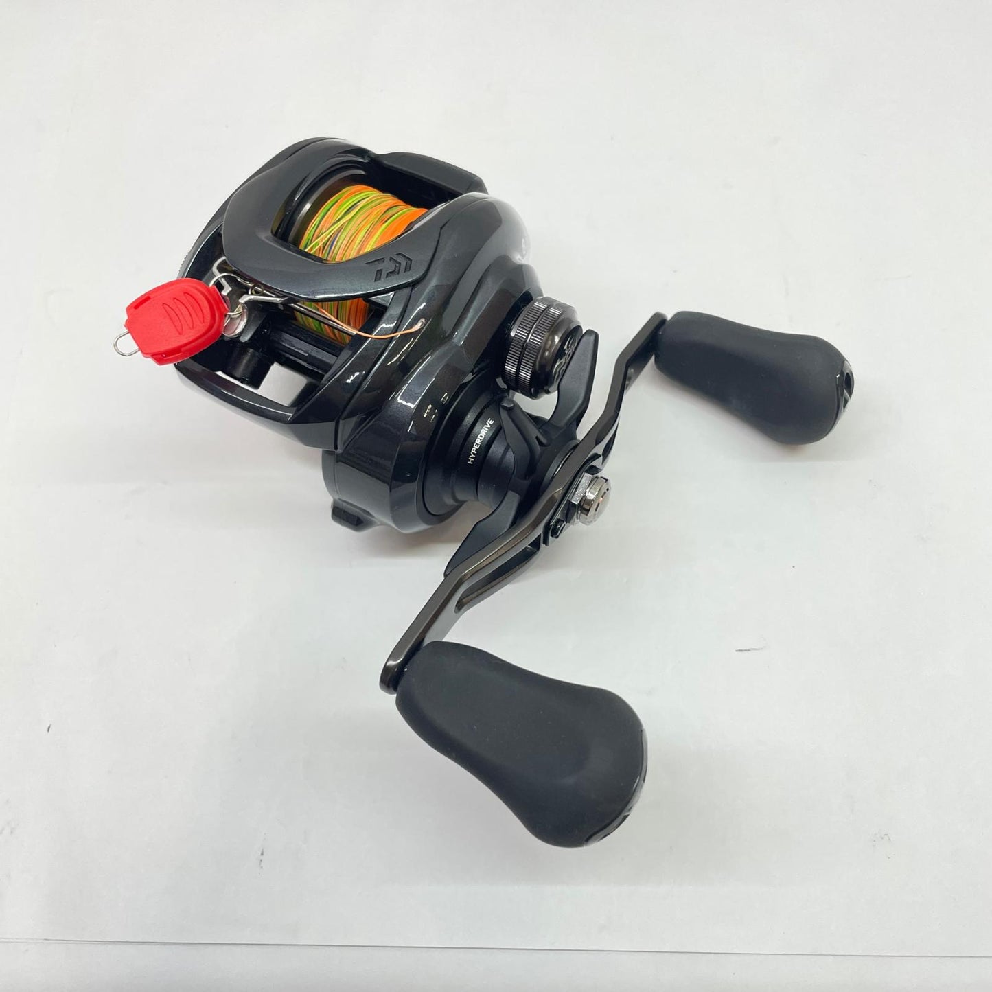 【フィッシング/釣り/釣具/リール】 【ベイトリール/左ハンドル】Daiwa | ダイワ 21タトゥーラTW300XHL 00630106【瀬戸大橋店】