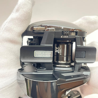 【フィッシング/釣り/釣具/リール】 【ベイトリール/右ハンドル】Daiwa | ダイワ 26スティーズSVライトTW100H 00690322【瀬戸大橋店】