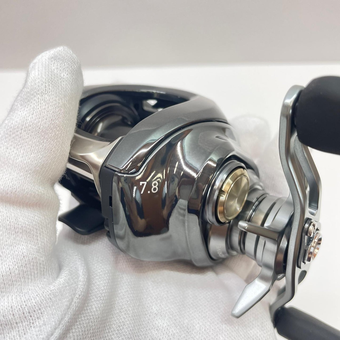 【フィッシング/釣り/釣具/リール】 【ベイトリール/右ハンドル】Daiwa | ダイワ 26スティーズSVライトTW100H 00690322【瀬戸大橋店】