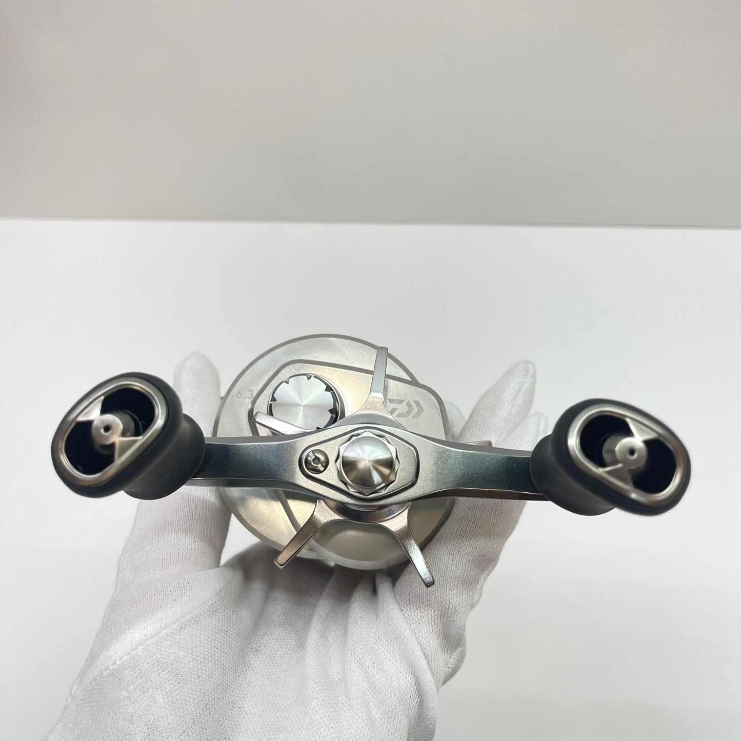 【フィッシング/釣り/釣具/リール】 【ベイトリール/右ハンドル】Daiwa | ダイワ 26リョウガSV100 00630142【瀬戸大橋店】