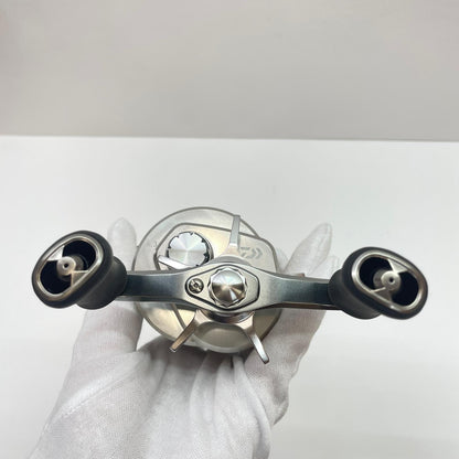 【フィッシング/釣り/釣具/リール】 【ベイトリール/右ハンドル】Daiwa | ダイワ 26リョウガSV100 00630142【瀬戸大橋店】