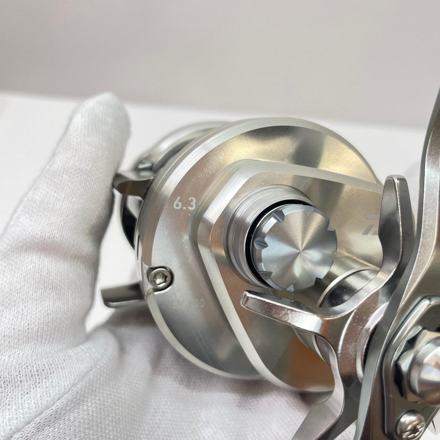 【フィッシング/釣り/釣具/リール】 【ベイトリール/右ハンドル】Daiwa | ダイワ 26リョウガSV100 00630142【瀬戸大橋店】