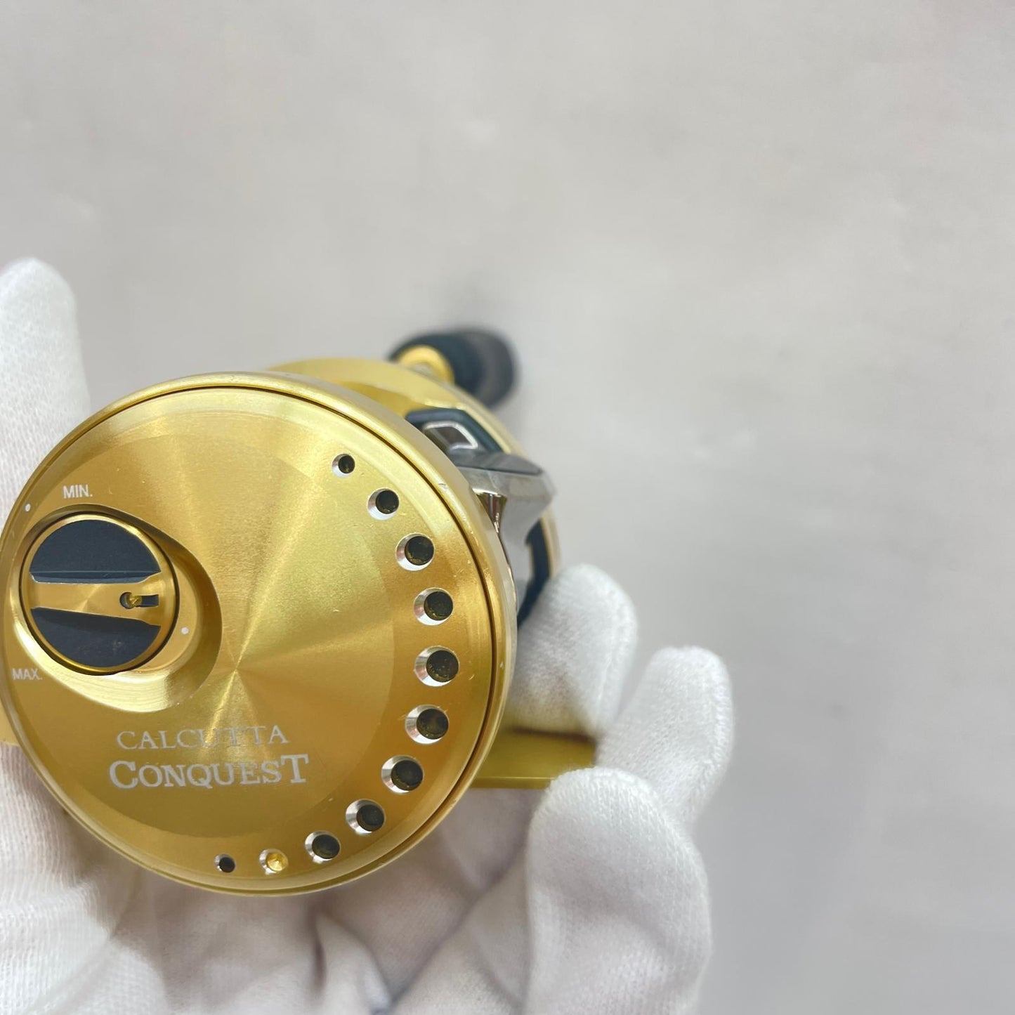 【フィッシング/釣り/釣具/リール】 【ベイトリール/右ハンドル】SHIMANO | シマノ 21カルカッタコンクエスト100 04232【瀬戸大橋店】
