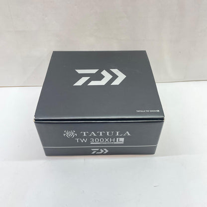 【フィッシング/釣り/釣具/リール】 【ベイトリール/左ハンドル】Daiwa | ダイワ 21タトゥーラTW300XHL 00630106【瀬戸大橋店】