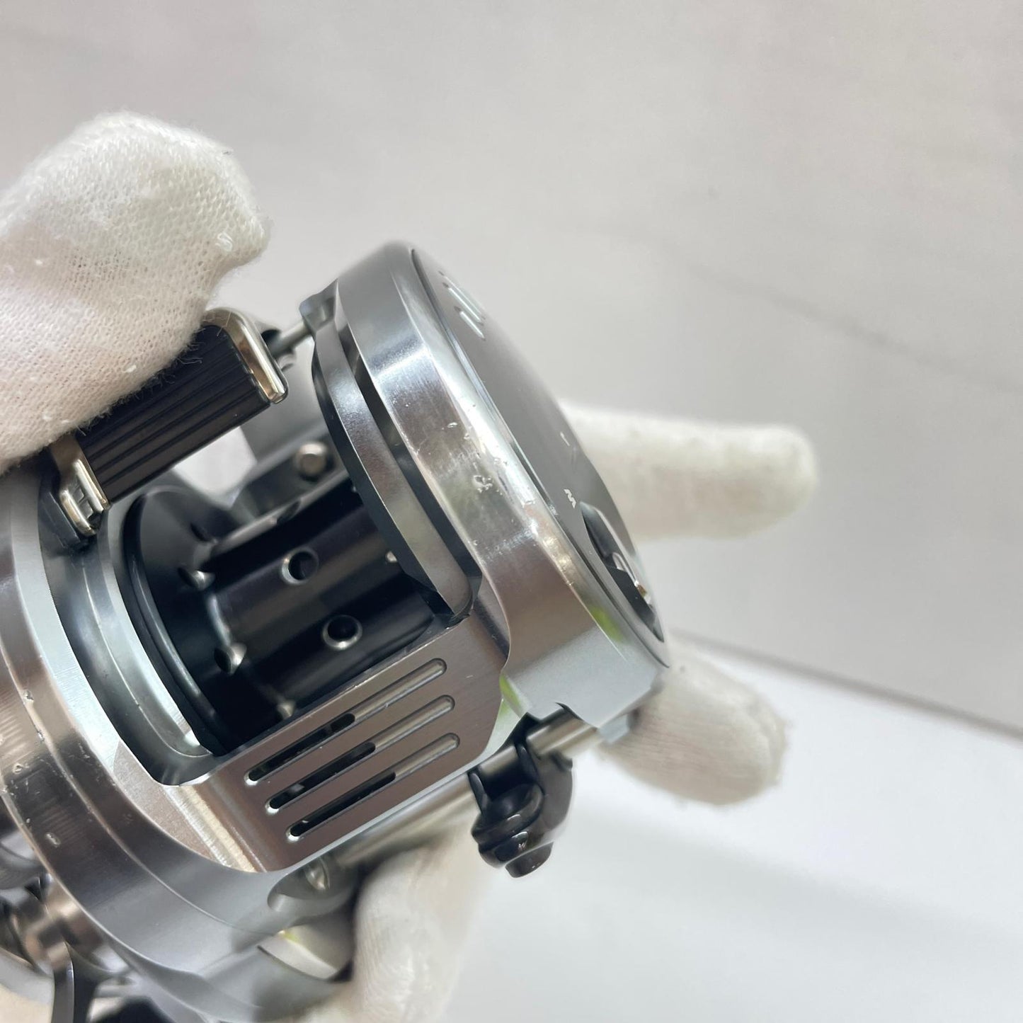 【フィッシング/釣り/釣具/リール】 【ベイトリール/右ハンドル】SHIMANO | シマノ 19カルカッタコンクエストDC200 03978【瀬戸大橋店】