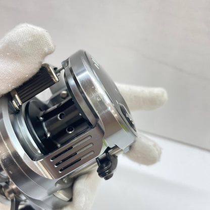 【フィッシング/釣り/釣具/リール】 【ベイトリール/右ハンドル】SHIMANO | シマノ 19カルカッタコンクエストDC200 03978【瀬戸大橋店】