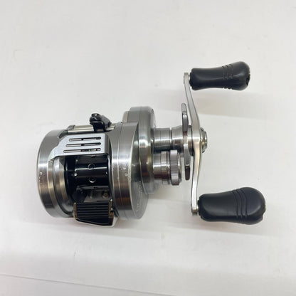 【フィッシング/釣り/釣具/リール】 【ベイトリール/右ハンドル】SHIMANO | シマノ 19カルカッタコンクエストDC200 03978【瀬戸大橋店】