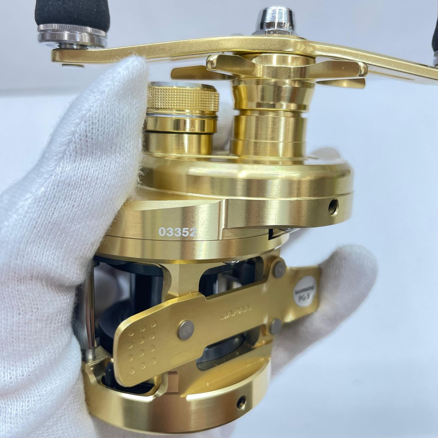 【フィッシング/釣り/釣具/リール】 【ベイトリール/右ハンドル】SHIMANO | シマノ 15オシアコンクエスト200PG 03352【瀬戸大橋店】
