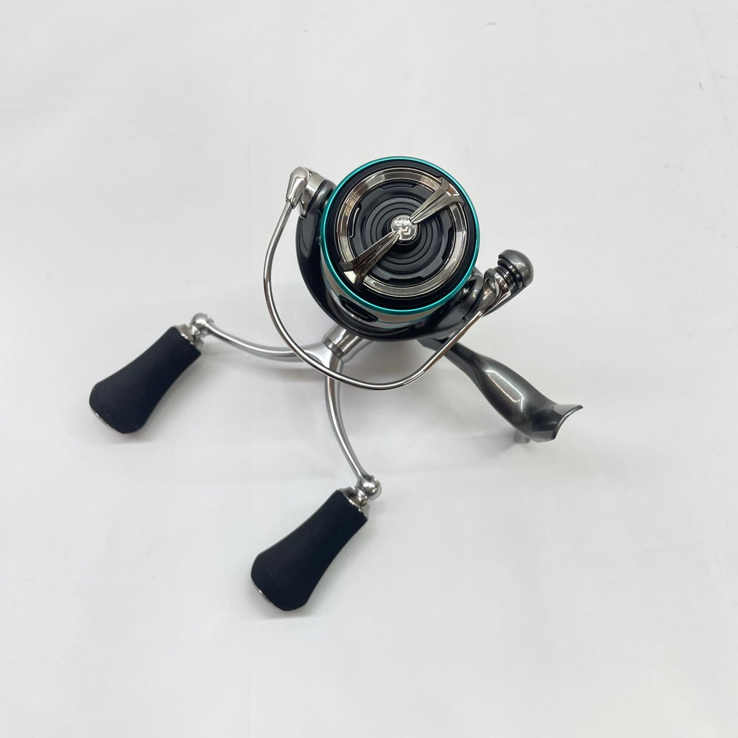【フィッシング/釣り/釣具/リール】 【スピニングリール】Daiwa | ダイワ 25エメラルダスAIRLT2500S-DH 00061321【瀬戸大橋店】