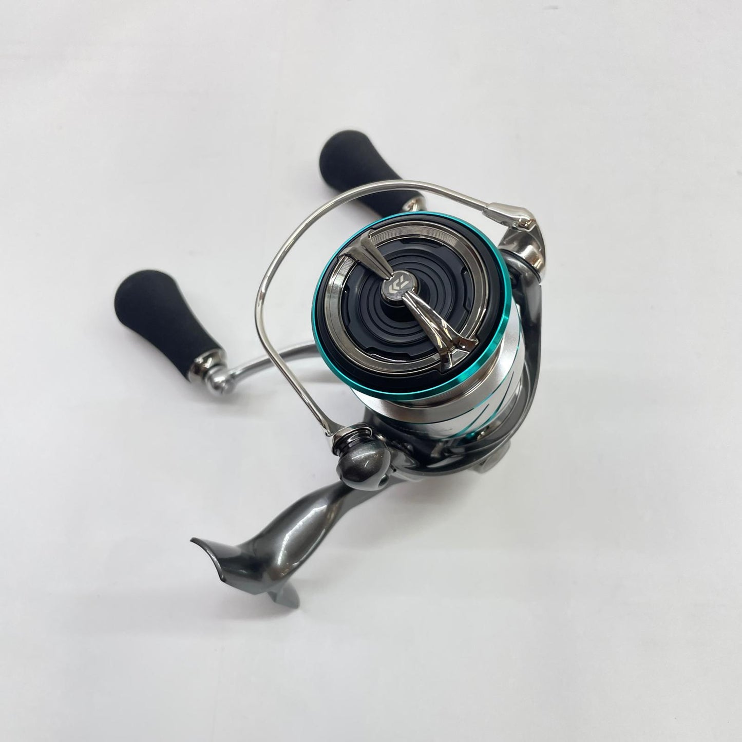 【フィッシング/釣り/釣具/リール】 【スピニングリール】Daiwa | ダイワ 25エメラルダスAIRLT2500S-DH 00061321【瀬戸大橋店】