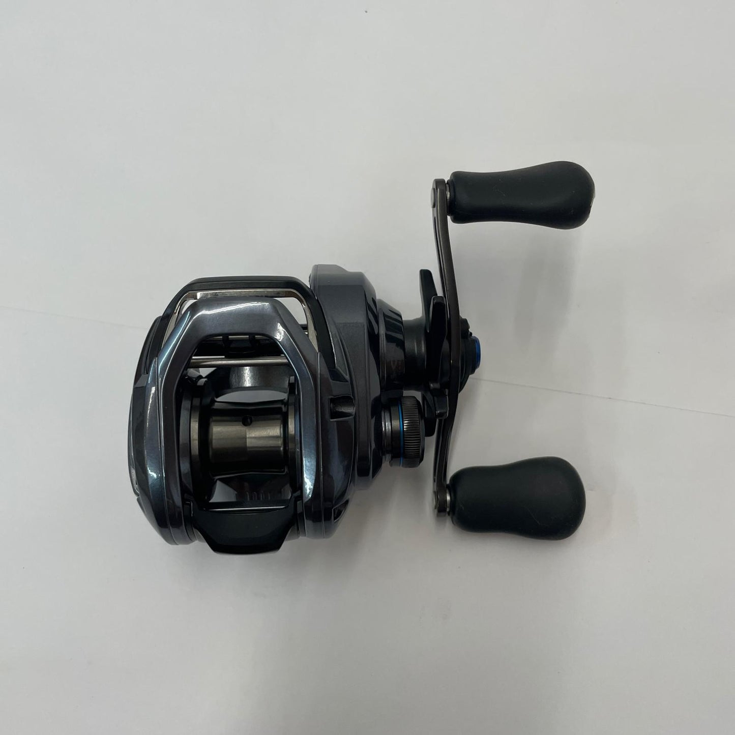【フィッシング/釣り/釣具/リール】 【ベイトリール/右ハンドル】SHIMANO | シマノ 24SLX70 046956【瀬戸大橋店】