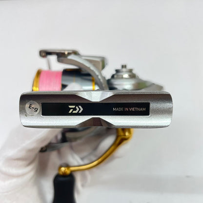 【フィッシング/釣り/釣具/リール】 【スピニングリール】Daiwa | ダイワ 21フリームスLT2000S ※キャップ欠品(写真参照)【瀬戸大橋店】
