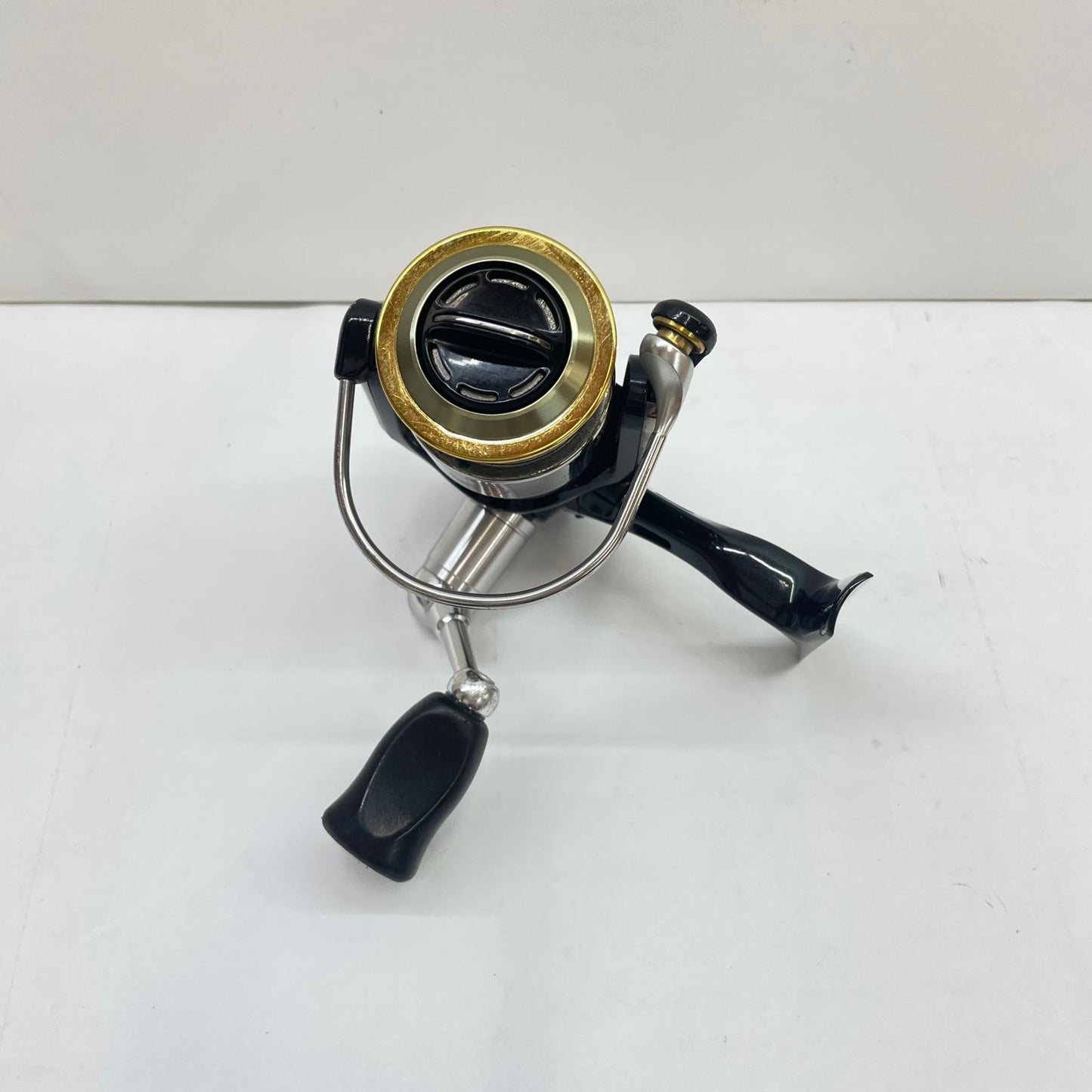 【フィッシング/釣り/釣具/リール】 【スピニングリール】Daiwa | ダイワ ソフティスト月下美人 2004 ※全体的に目立つキズが多数あり【瀬戸大橋店】