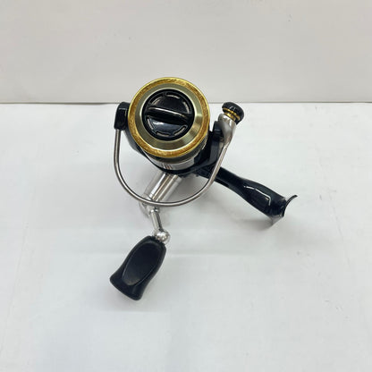 【フィッシング/釣り/釣具/リール】 【スピニングリール】Daiwa | ダイワ ソフティスト月下美人 2004 ※全体的に目立つキズが多数あり【瀬戸大橋店】
