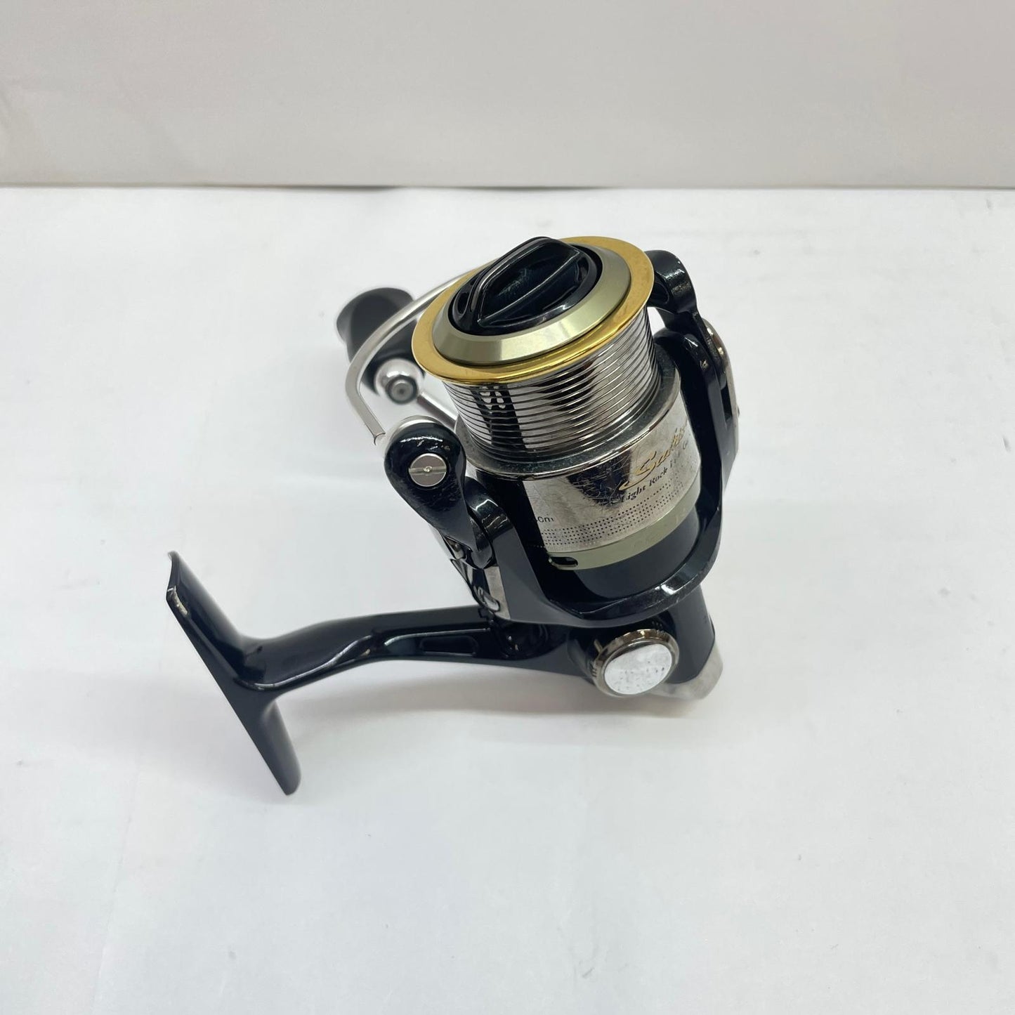 【フィッシング/釣り/釣具/リール】 【スピニングリール】Daiwa | ダイワ ソフティスト月下美人 2004 ※全体的に目立つキズが多数あり【瀬戸大橋店】
