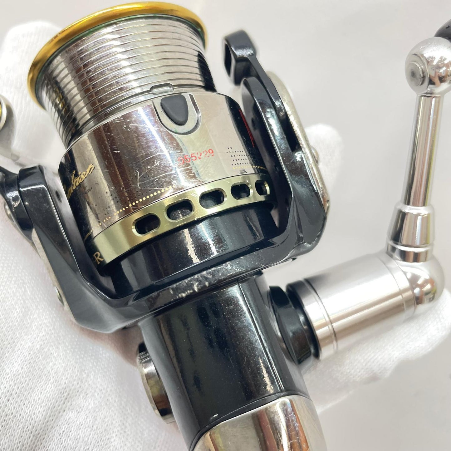 【フィッシング/釣り/釣具/リール】 【スピニングリール】Daiwa | ダイワ ソフティスト月下美人 2004 ※全体的に目立つキズが多数あり【瀬戸大橋店】
