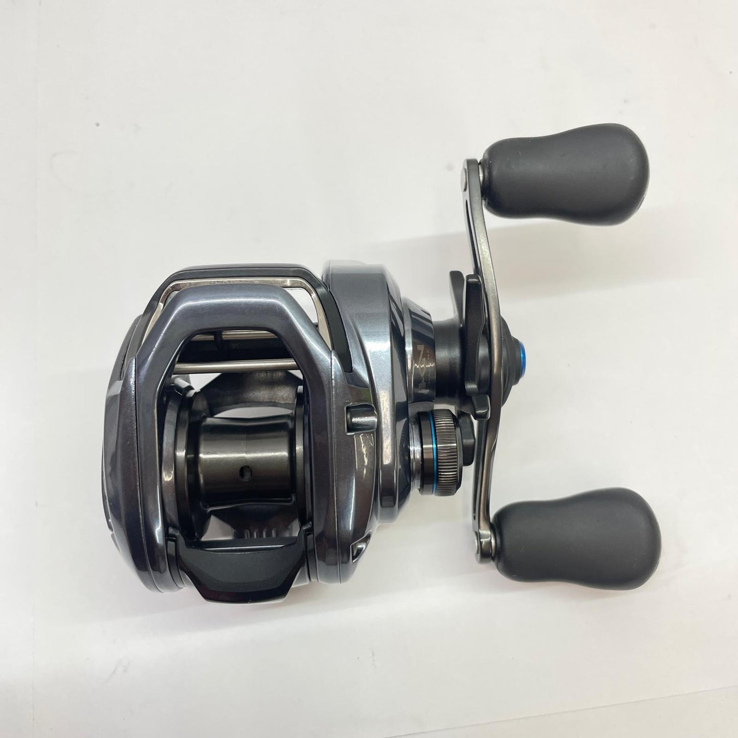【フィッシング/釣り/釣具/リール】 【ベイトリール/右ハンドル】SHIMANO | シマノ 24SLX70 046956【瀬戸大橋店】