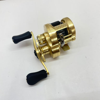 【フィッシング/釣り/釣具/リール】 【ベイトリール/右ハンドル】SHIMANO | シマノ 21カルカッタコンクエスト100 04232【瀬戸大橋店】