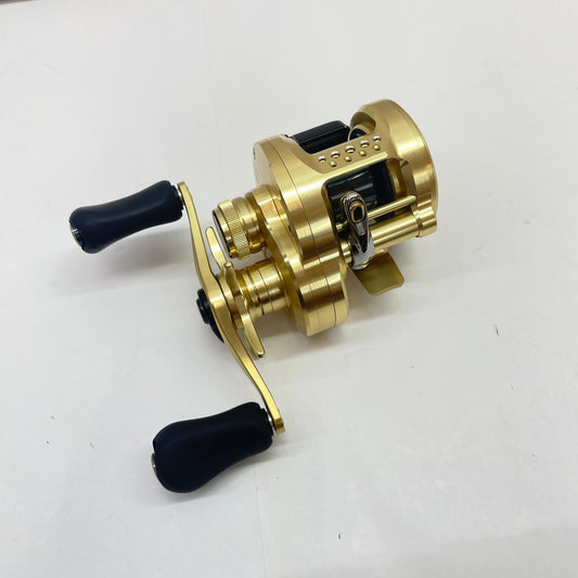 【フィッシング/釣り/釣具/リール】 【ベイトリール/右ハンドル】SHIMANO | シマノ 21カルカッタコンクエスト100 04232【瀬戸大橋店】
