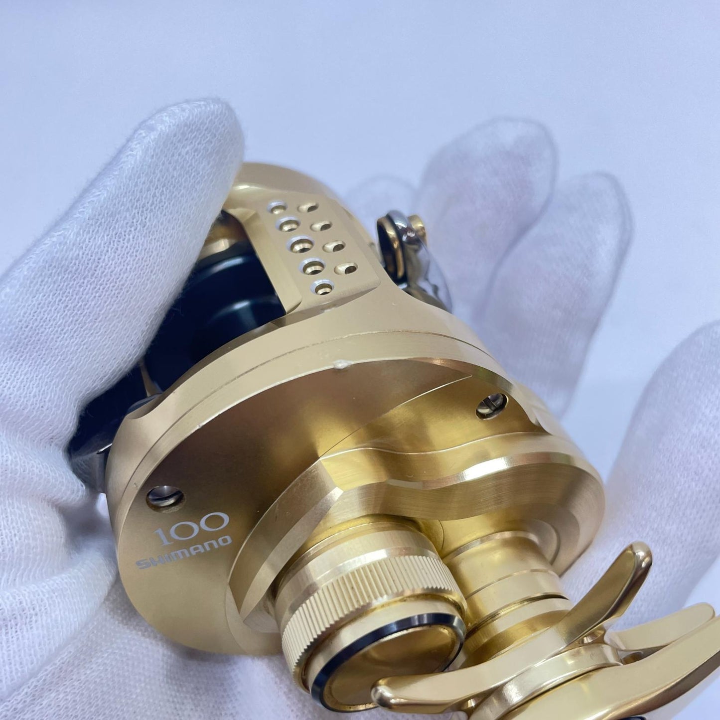 【フィッシング/釣り/釣具/リール】 【ベイトリール/右ハンドル】SHIMANO | シマノ 21カルカッタコンクエスト100 04232【瀬戸大橋店】