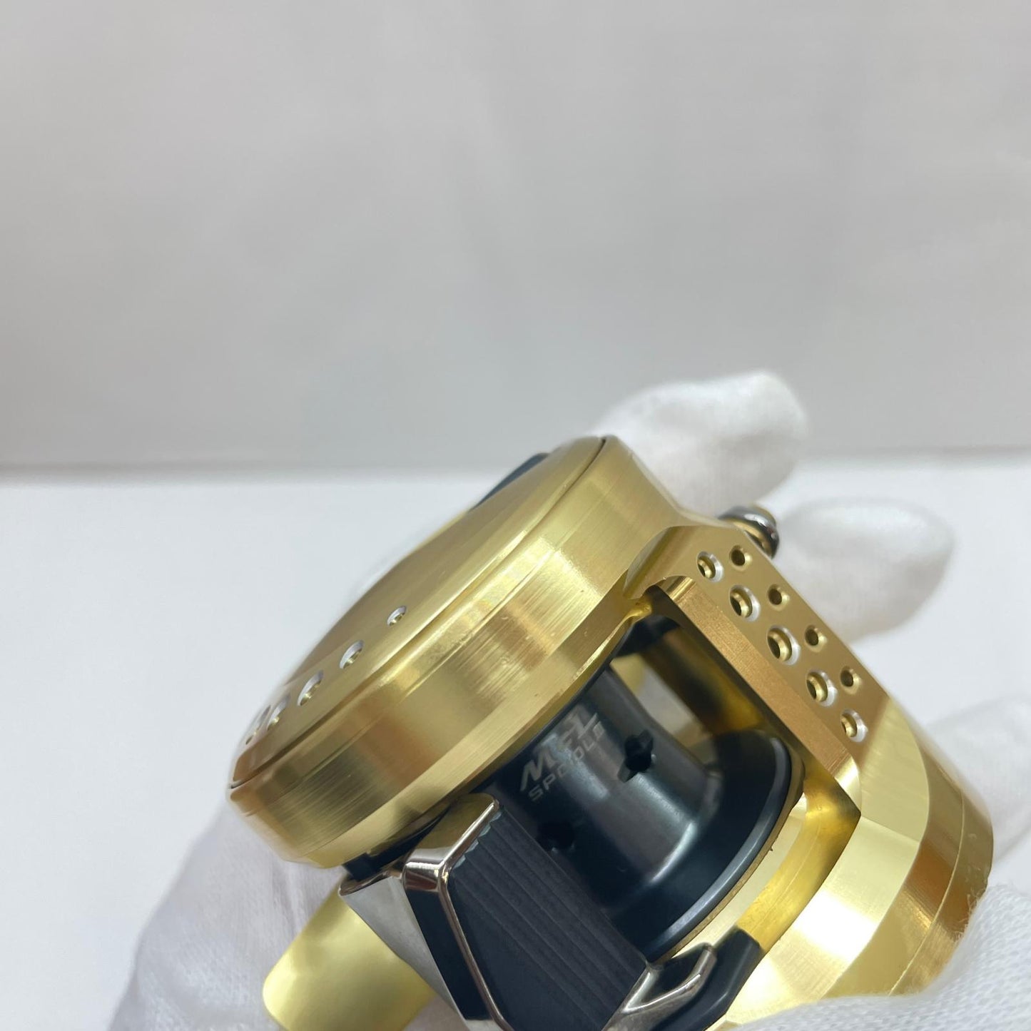【フィッシング/釣り/釣具/リール】 【ベイトリール/右ハンドル】SHIMANO | シマノ 21カルカッタコンクエスト100 04232【瀬戸大橋店】