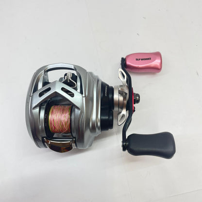 【フィッシング/釣り/釣具/リール】 【ベイトリール/右ハンドル】Daiwa | ダイワ 21アルファスSVTW800H ※カスタム品純正パーツありません。【瀬戸大橋店】