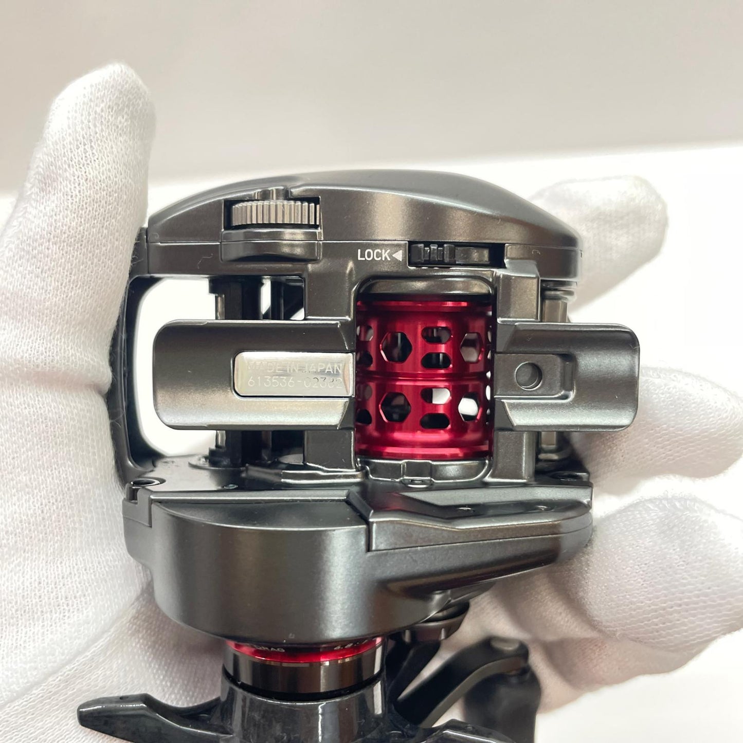 【フィッシング/釣り/釣具/リール】 【ベイトリール/右ハンドル】Daiwa | ダイワ 20スティーズAIRTW500H 00613536【瀬戸大橋店】
