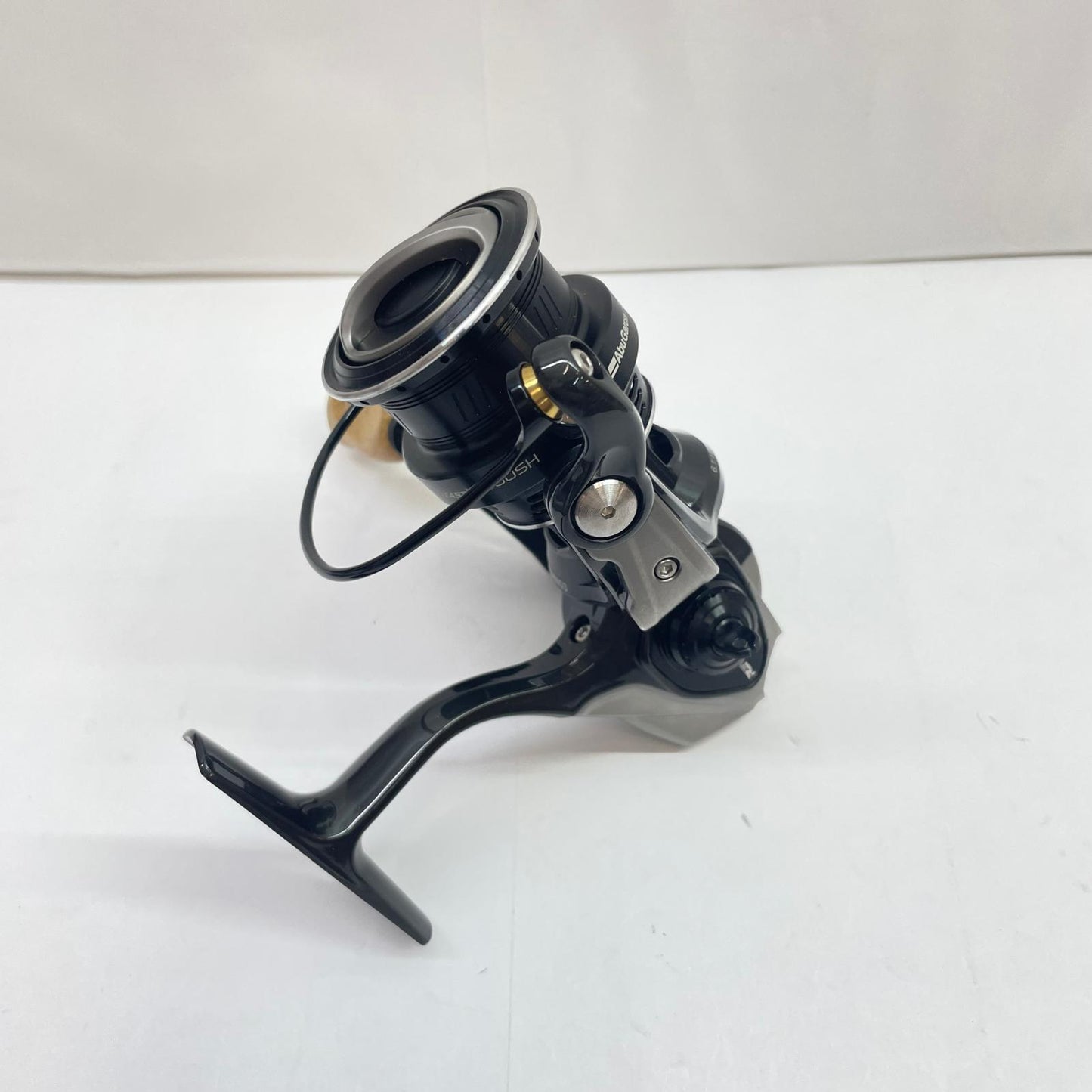 【フィッシング/釣り/釣具/リール】 【スピニングリール】AbuGarcia | アブガルシア レボビースト2500SH【瀬戸大橋店】