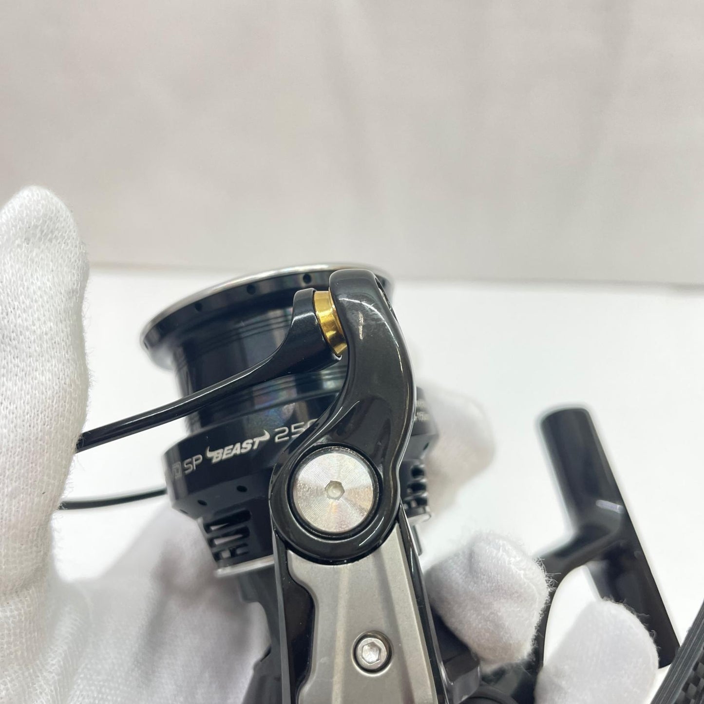 【フィッシング/釣り/釣具/リール】 【スピニングリール】AbuGarcia | アブガルシア レボビースト2500SH【瀬戸大橋店】