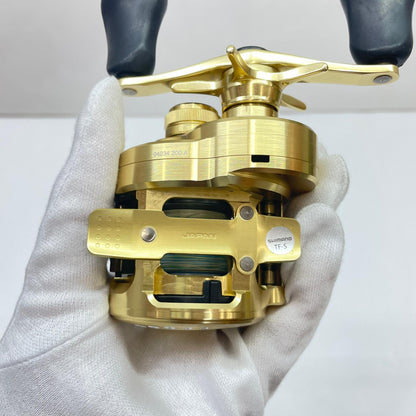 【フィッシング/釣り/釣具/リール】 【ベイトリール/右ハンドル】SHIMANO | シマノ 21カルカッタコンクエスト200 04234【瀬戸大橋店】