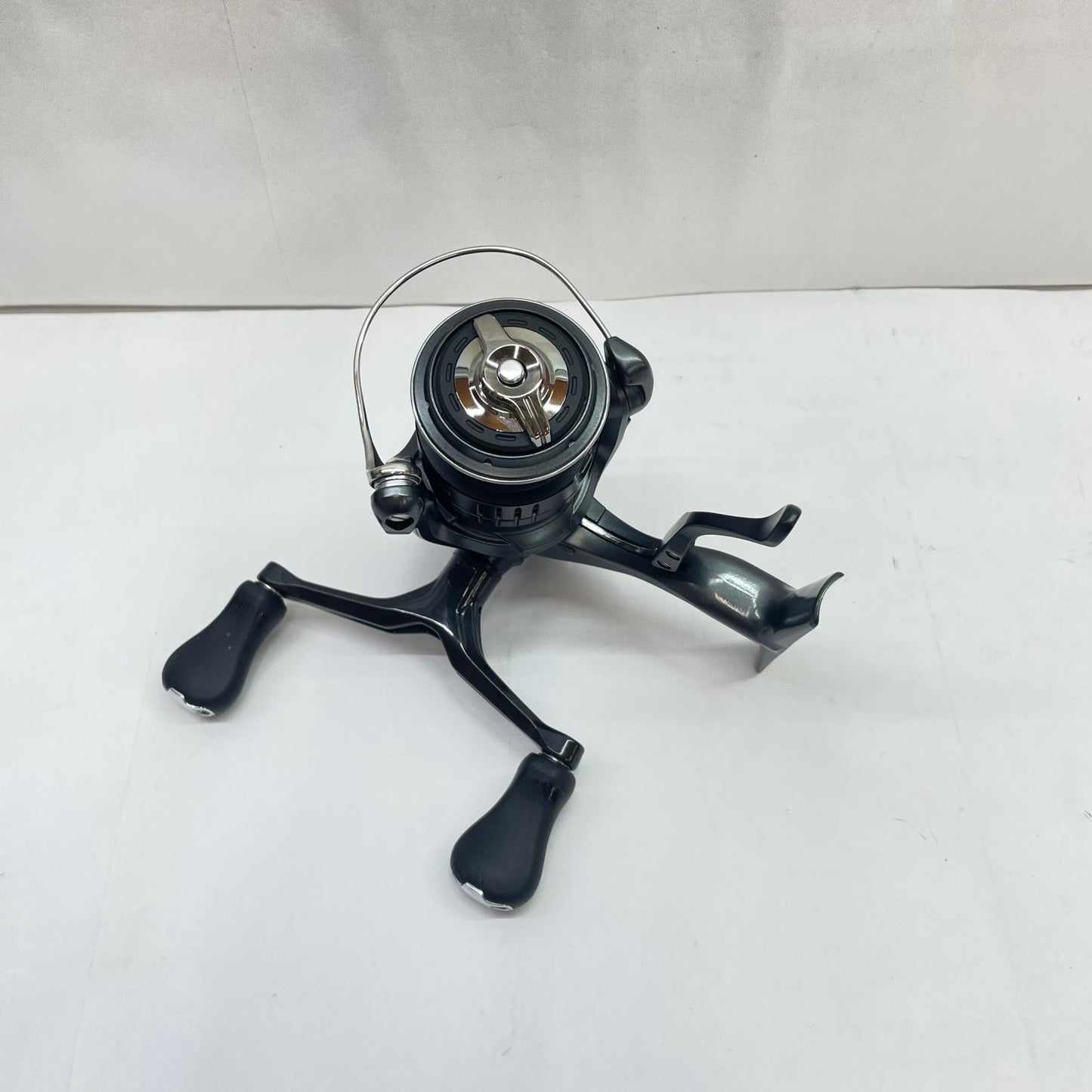 【フィッシング/釣り/釣具/リール】 【スピニングリール】SHIMANO | シマノ 23ハイパーフォースLBC2000MDH 046239【瀬戸大橋店】