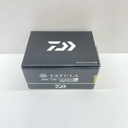 【フィッシング/釣り/釣具/リール】 【ベイトリール/左ハンドル】Daiwa | ダイワ 20タトゥーラSVTW103SHL 00630090【瀬戸大橋店】