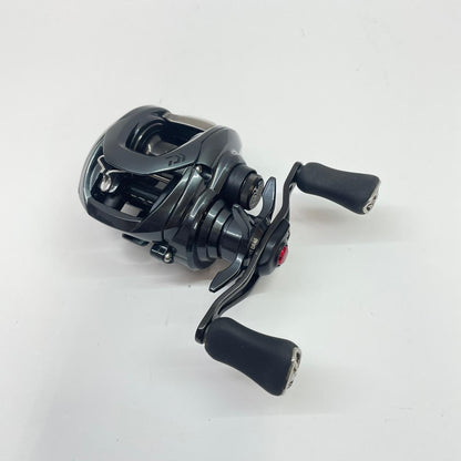 【フィッシング/釣り/釣具/リール】 【ベイトリール/左ハンドル】Daiwa | ダイワ 20タトゥーラSVTW103SHL 00630090【瀬戸大橋店】