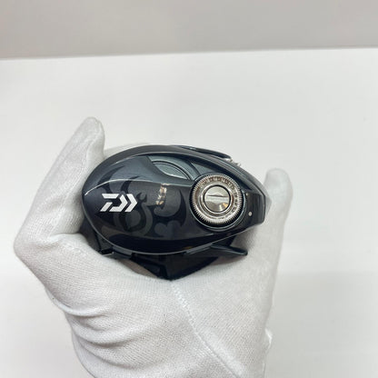 【フィッシング/釣り/釣具/リール】 【ベイトリール/左ハンドル】Daiwa | ダイワ 20タトゥーラSVTW103SHL 00630090【瀬戸大橋店】