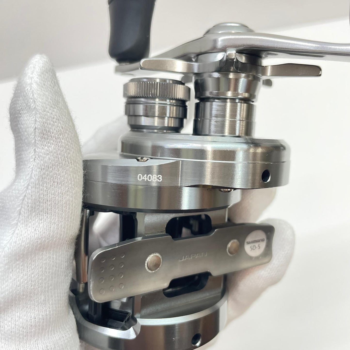 【フィッシング/釣り/釣具/リール】 【ベイトリール/右ハンドル】SHIMANO | シマノ 20カルカッタコンクエストDC100 04083【瀬戸大橋店】